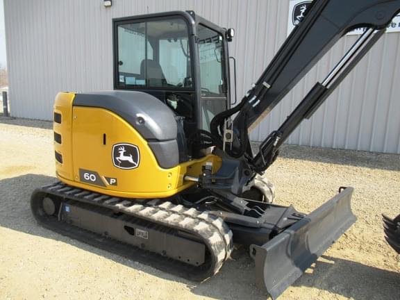 Image of John Deere 60P equipment image 3