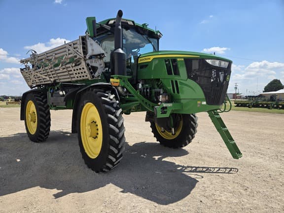 Image of John Deere 600R equipment image 3