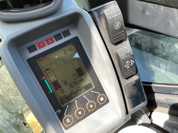 Image of John Deere 60G equipment image 4