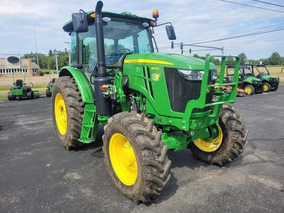 Image of John Deere 6105E equipment image 1