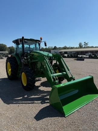 Image of John Deere 6105E equipment image 2