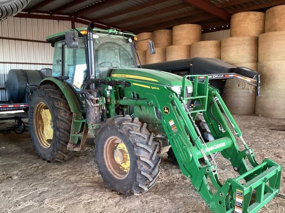 Image of John Deere 6105E equipment image 2