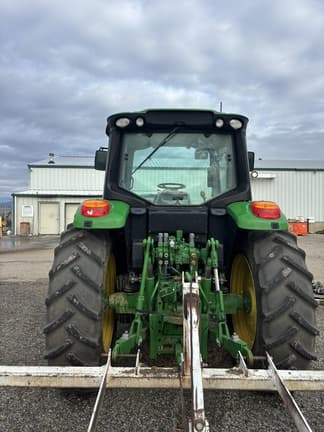 Image of John Deere 6110M equipment image 4
