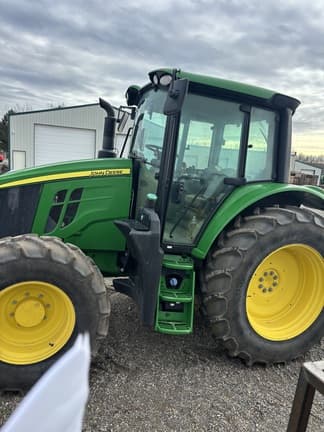 Image of John Deere 6110M equipment image 2