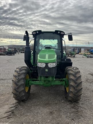 Image of John Deere 6110M equipment image 1