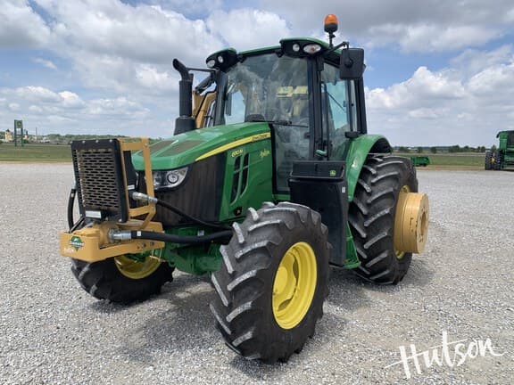 Image of John Deere 6110M equipment image 1
