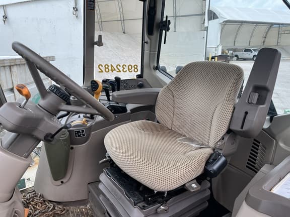 Image of John Deere 6110M equipment image 2