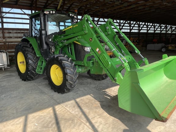 2023 John Deere 6110M Equipment Image0