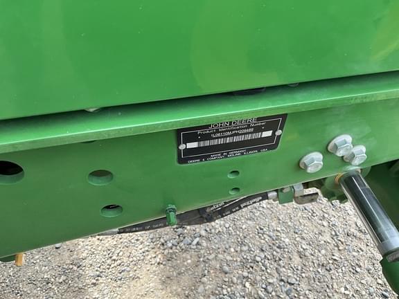 Image of John Deere 6110M equipment image 1