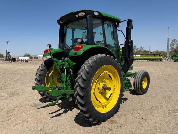 Image of John Deere 6110M equipment image 4