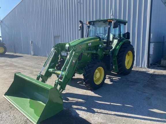 Image of John Deere 6120E equipment image 1
