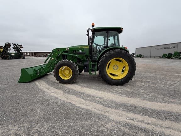 Image of John Deere 6120E equipment image 1