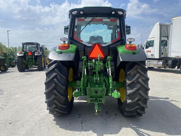 Image of John Deere 6120M equipment image 2