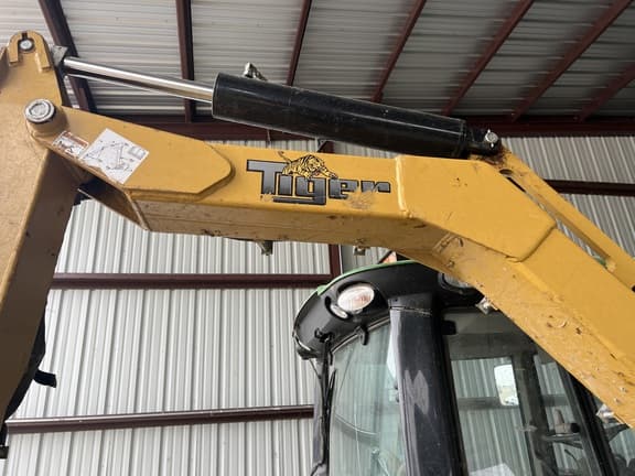 Image of John Deere 6120M equipment image 3