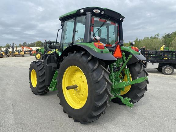 Image of John Deere 6120M equipment image 2