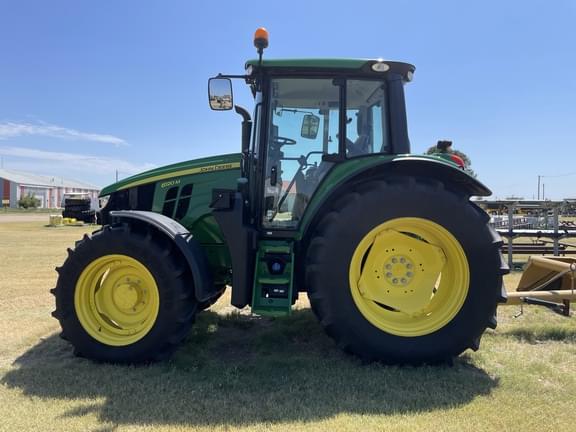 Image of John Deere 6120M equipment image 3