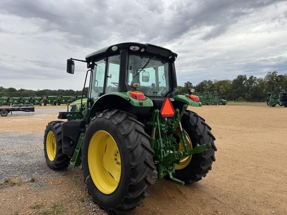 Image of John Deere 6130M equipment image 4