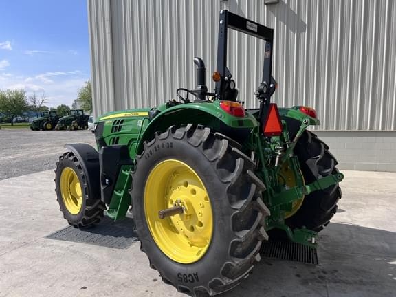 Image of John Deere 6130M equipment image 1
