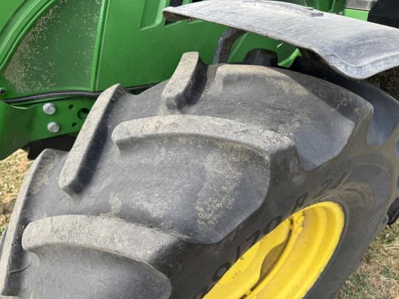 Image of John Deere 6130M equipment image 2