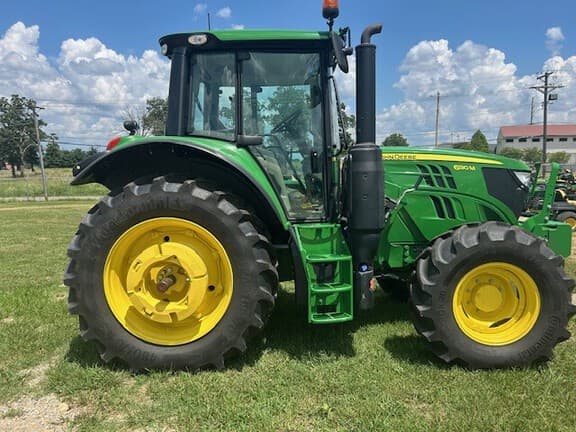 Image of John Deere 6130M equipment image 1
