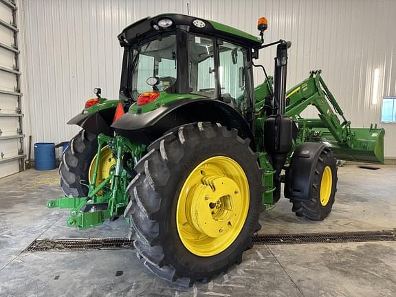 Image of John Deere 6140M equipment image 4