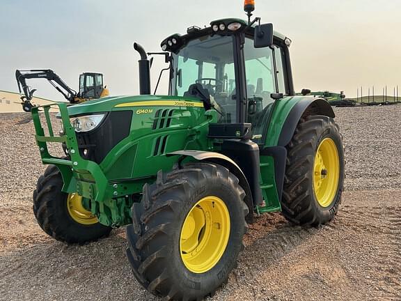 Image of John Deere 6140M equipment image 3