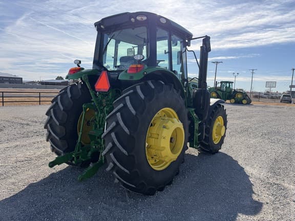 Image of John Deere 6145M equipment image 4