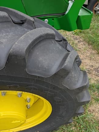 Image of John Deere 6145M equipment image 4