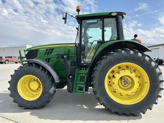 Image of John Deere 6155M equipment image 2