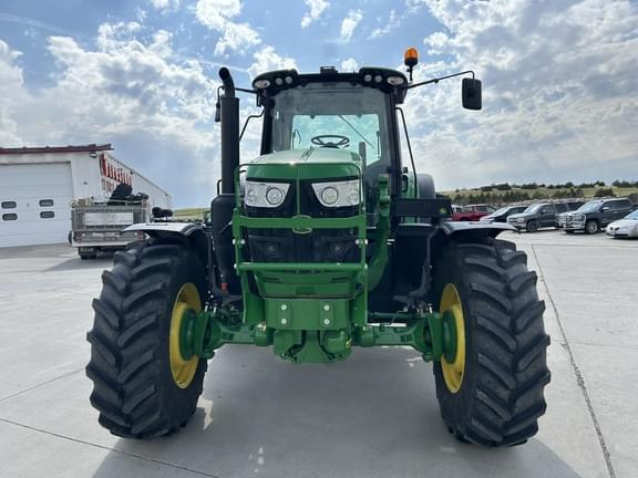 Image of John Deere 6155M equipment image 3
