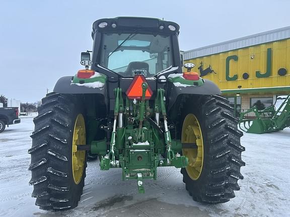 Image of John Deere 6155M equipment image 4