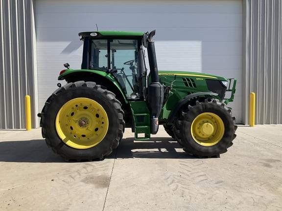 Image of John Deere 6155M equipment image 4