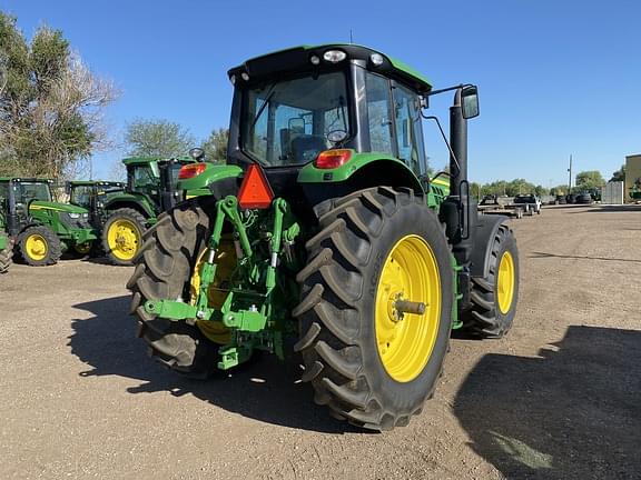 Image of John Deere 6155M equipment image 2