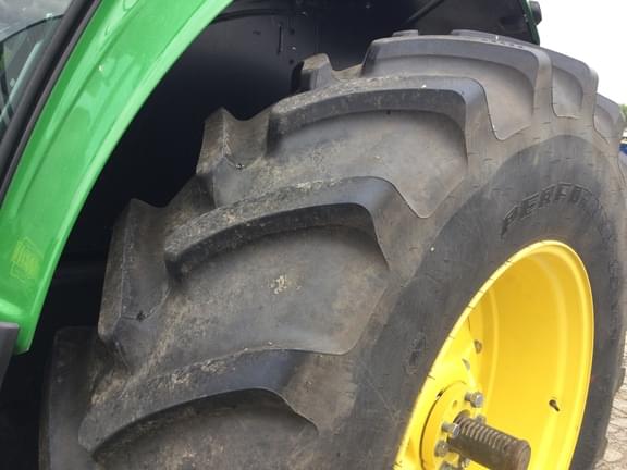 Image of John Deere 6155M equipment image 1