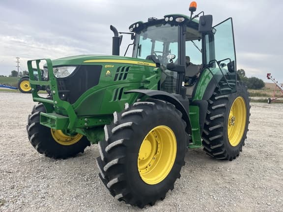 Image of John Deere 6155M equipment image 1