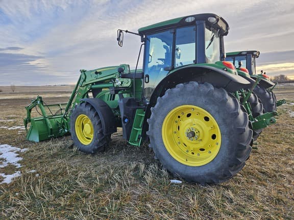 Image of John Deere 6155M equipment image 3
