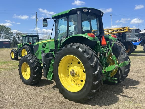 Image of John Deere 6155M equipment image 3