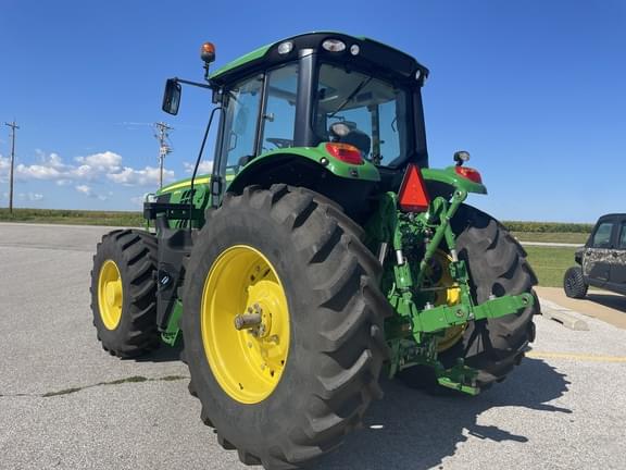 Image of John Deere 6155M equipment image 2