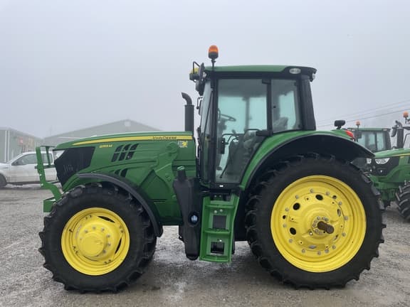 Image of John Deere 6155M equipment image 2