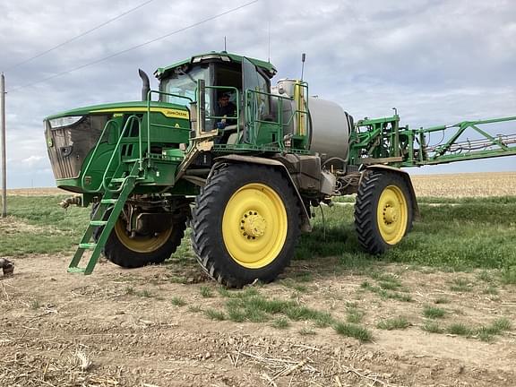 Image of John Deere 616R Primary image