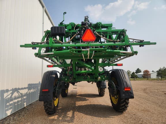 Image of John Deere 616R equipment image 3