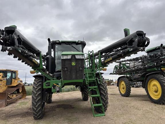 Image of John Deere 616R equipment image 1