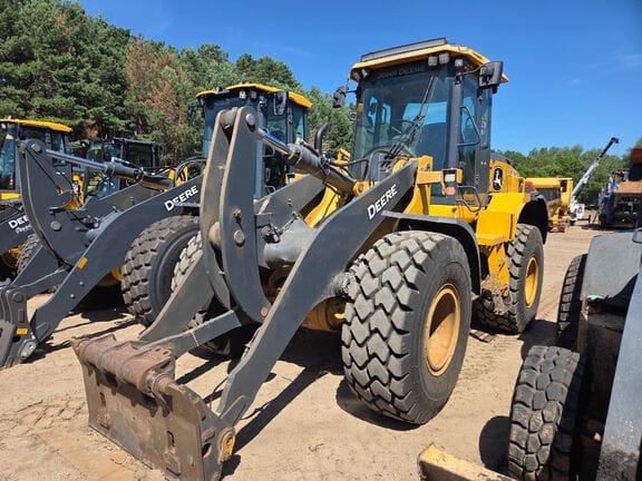 2023 John Deere 624P Equipment Image0