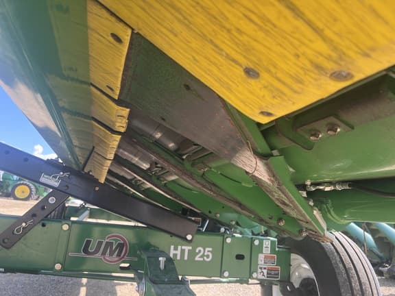 Image of John Deere 625F equipment image 3