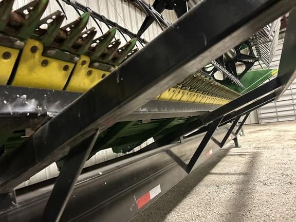 Image of John Deere 635F equipment image 2