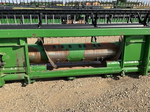 Image of John Deere 635F equipment image 2