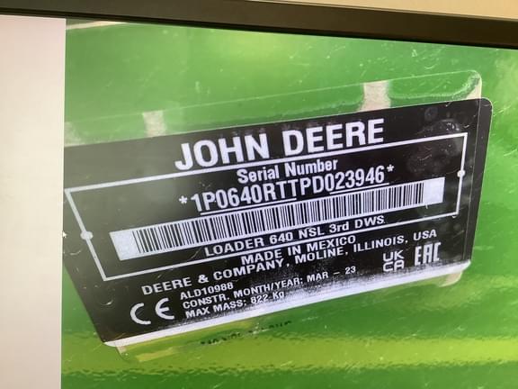 Image of John Deere 640R equipment image 4