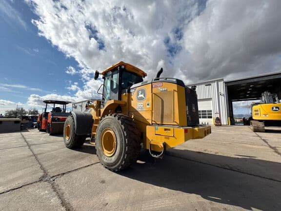 Image of John Deere 644P equipment image 2