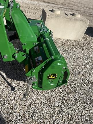 Image of John Deere 647 equipment image 3