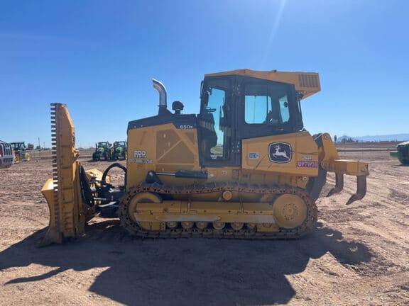 Image of John Deere 650K equipment image 1